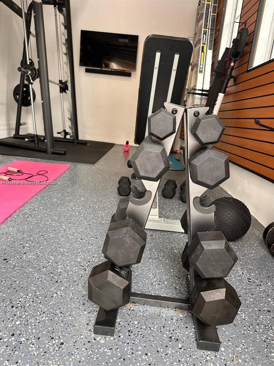 HERON BAY NORTHEAST - Residential