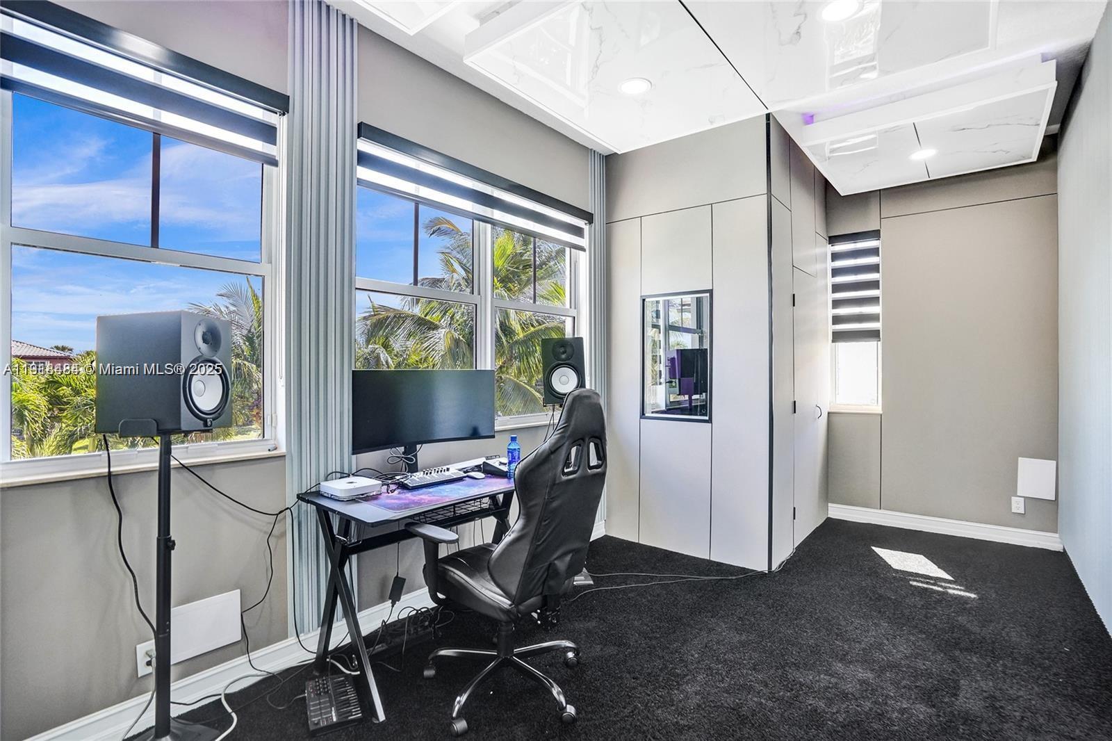 HERON BAY NORTHEAST - Residential