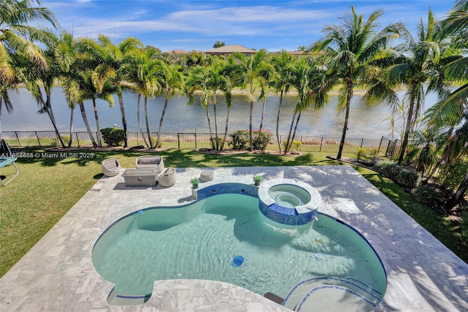 HERON BAY NORTHEAST - Residential