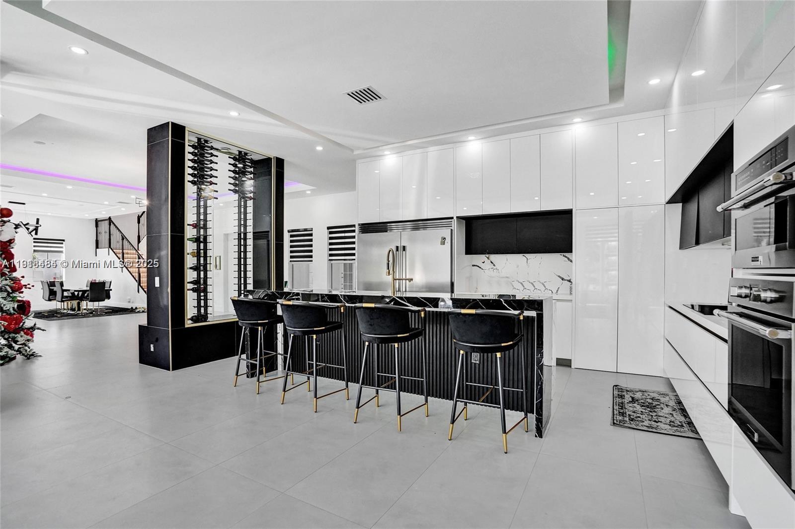 HERON BAY NORTHEAST - Residential