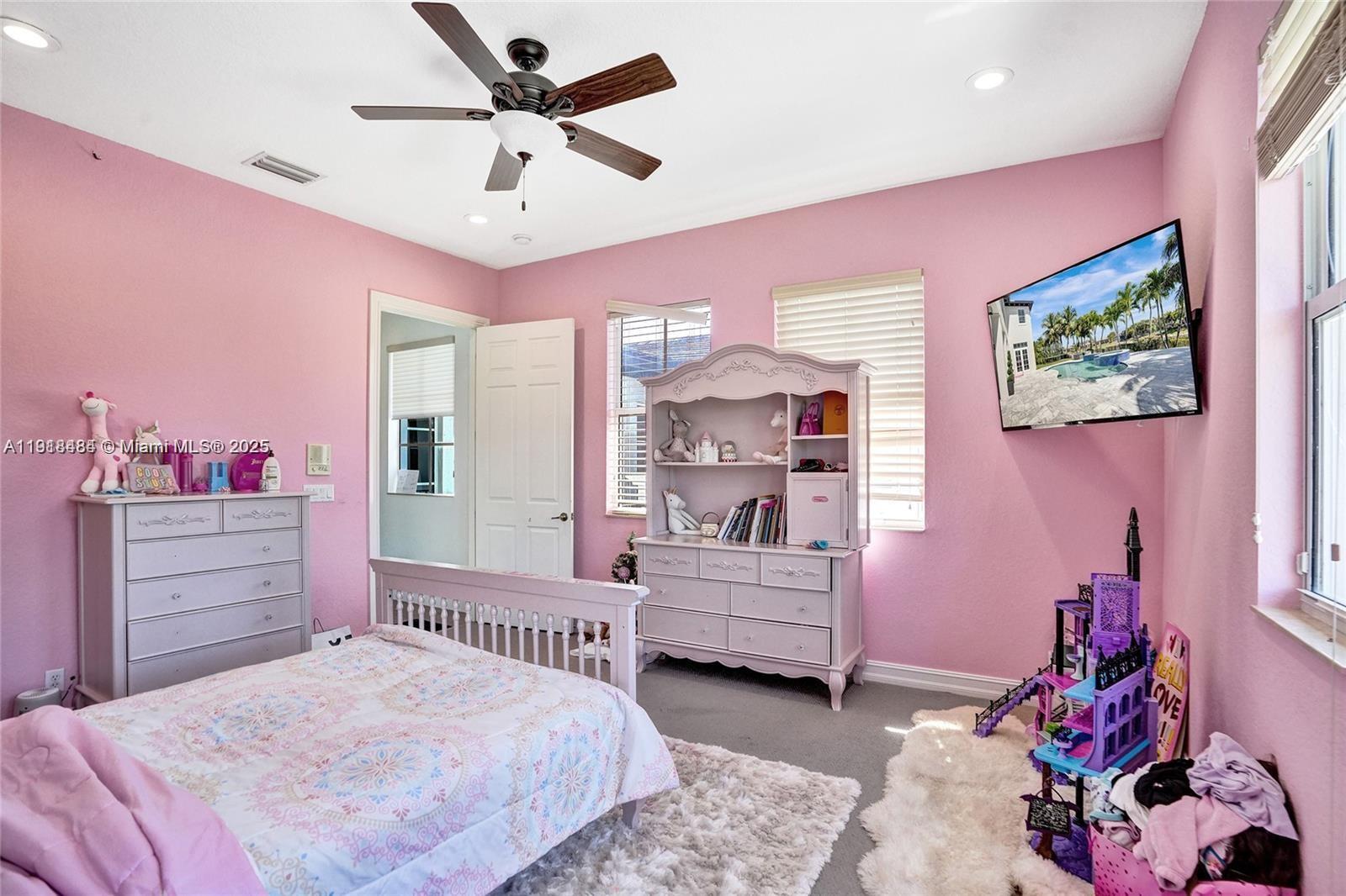 HERON BAY NORTHEAST - Residential