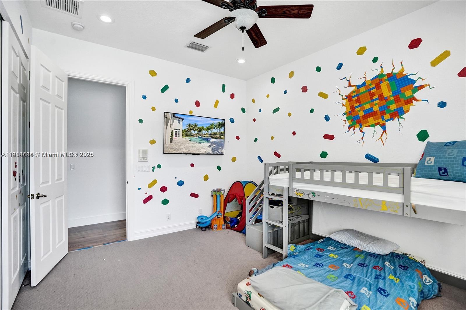 HERON BAY NORTHEAST - Residential