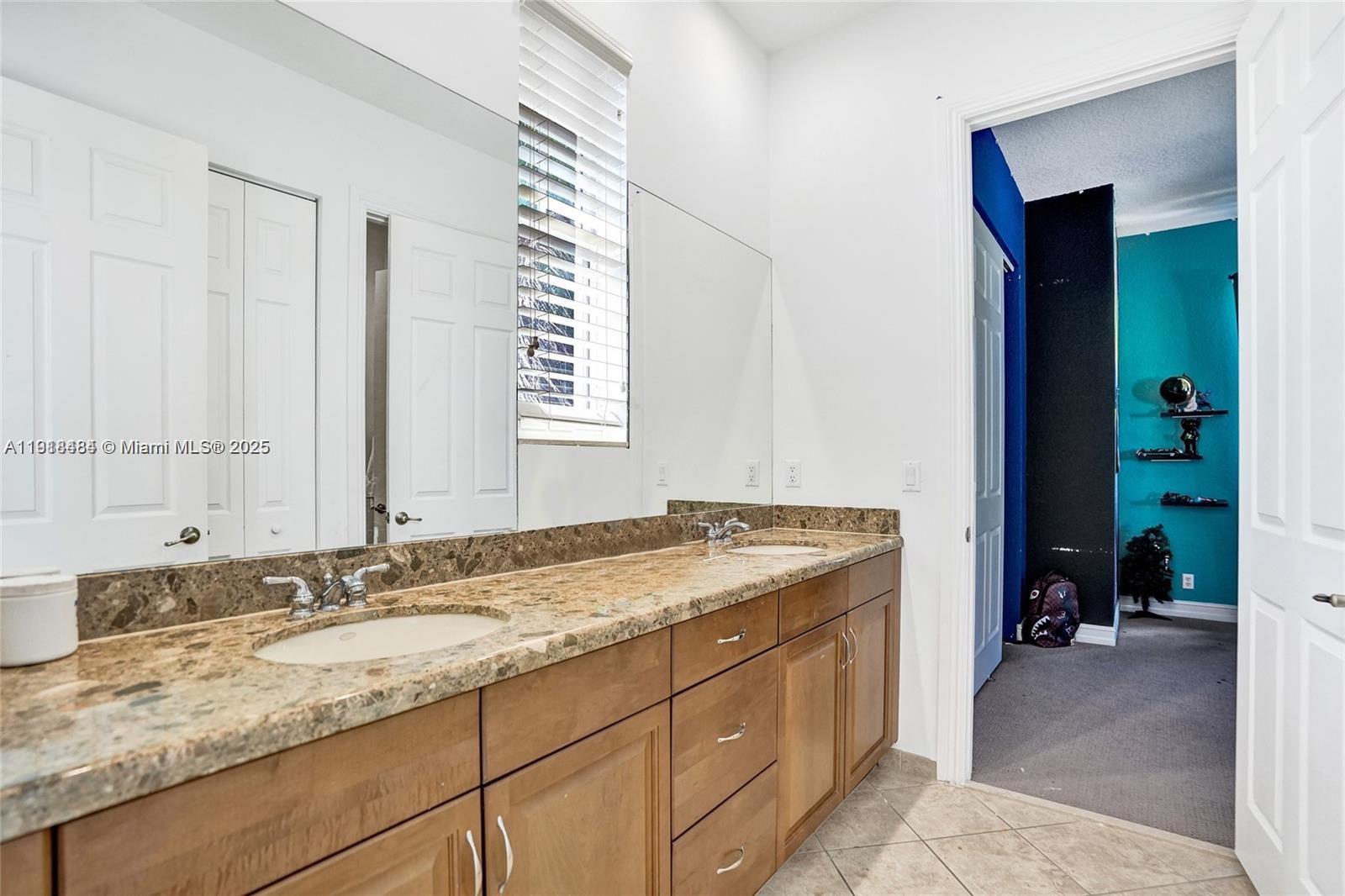 HERON BAY NORTHEAST - Residential