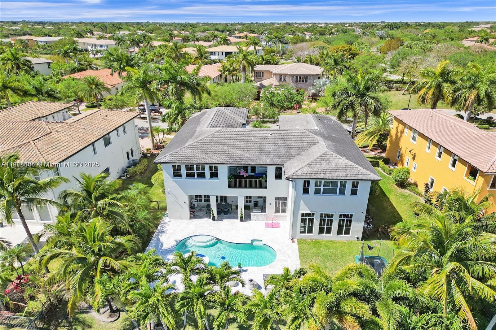 HERON BAY NORTHEAST - Residential