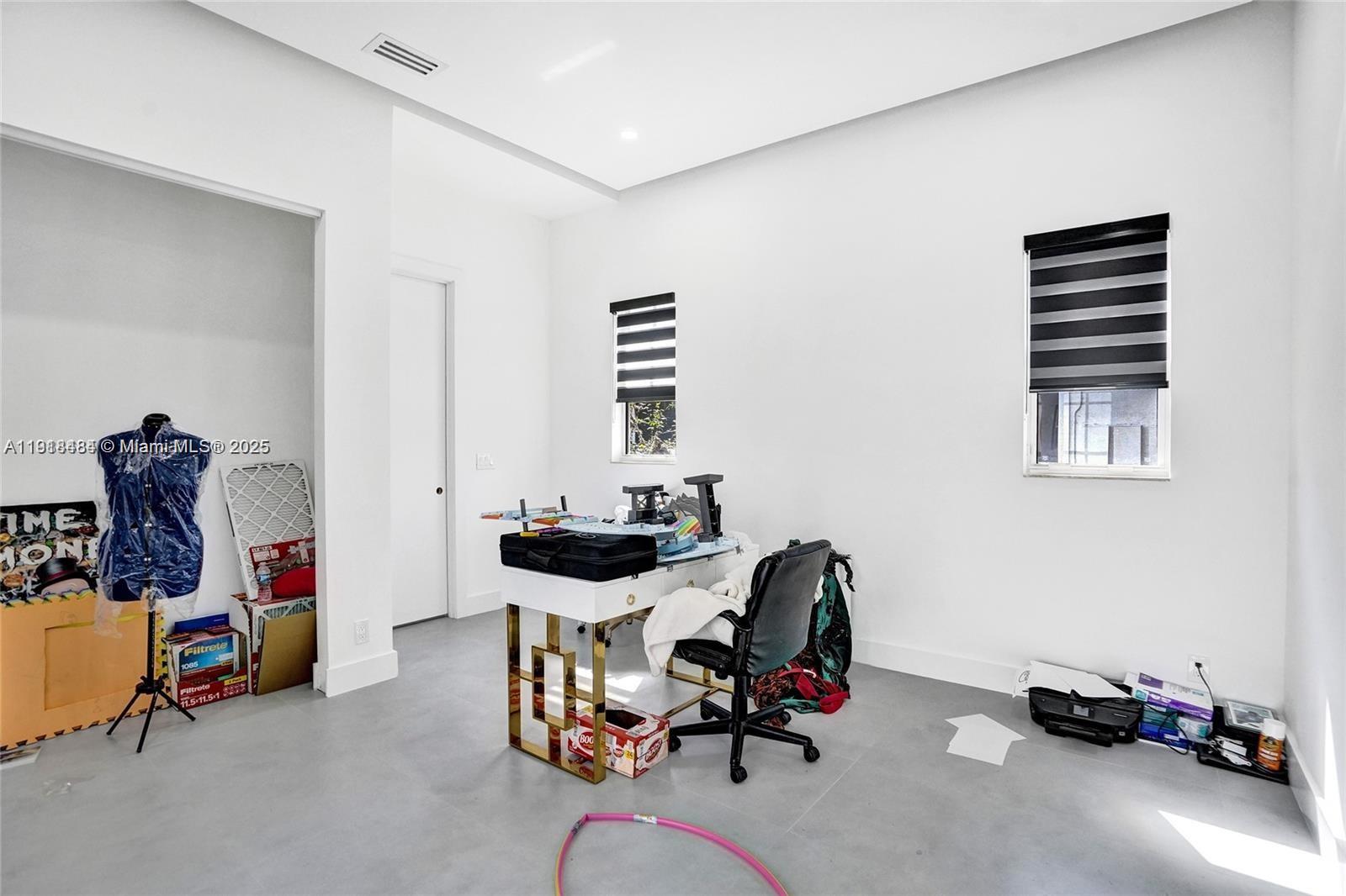 HERON BAY NORTHEAST - Residential