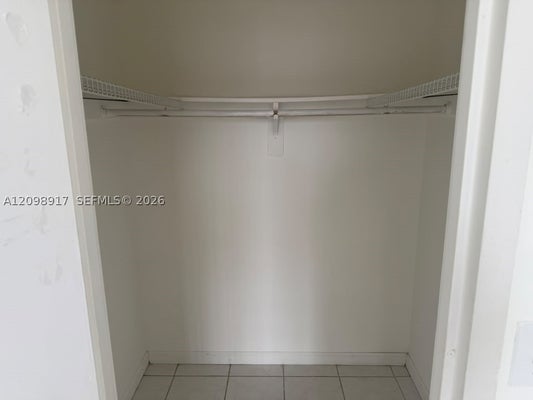 17560 ATLANTIC BLVD APT 405, SUNNY ISLES BEACH, FL 33160 - Image e1d0fb59acbdcde97a16c34d20169901/1082634837