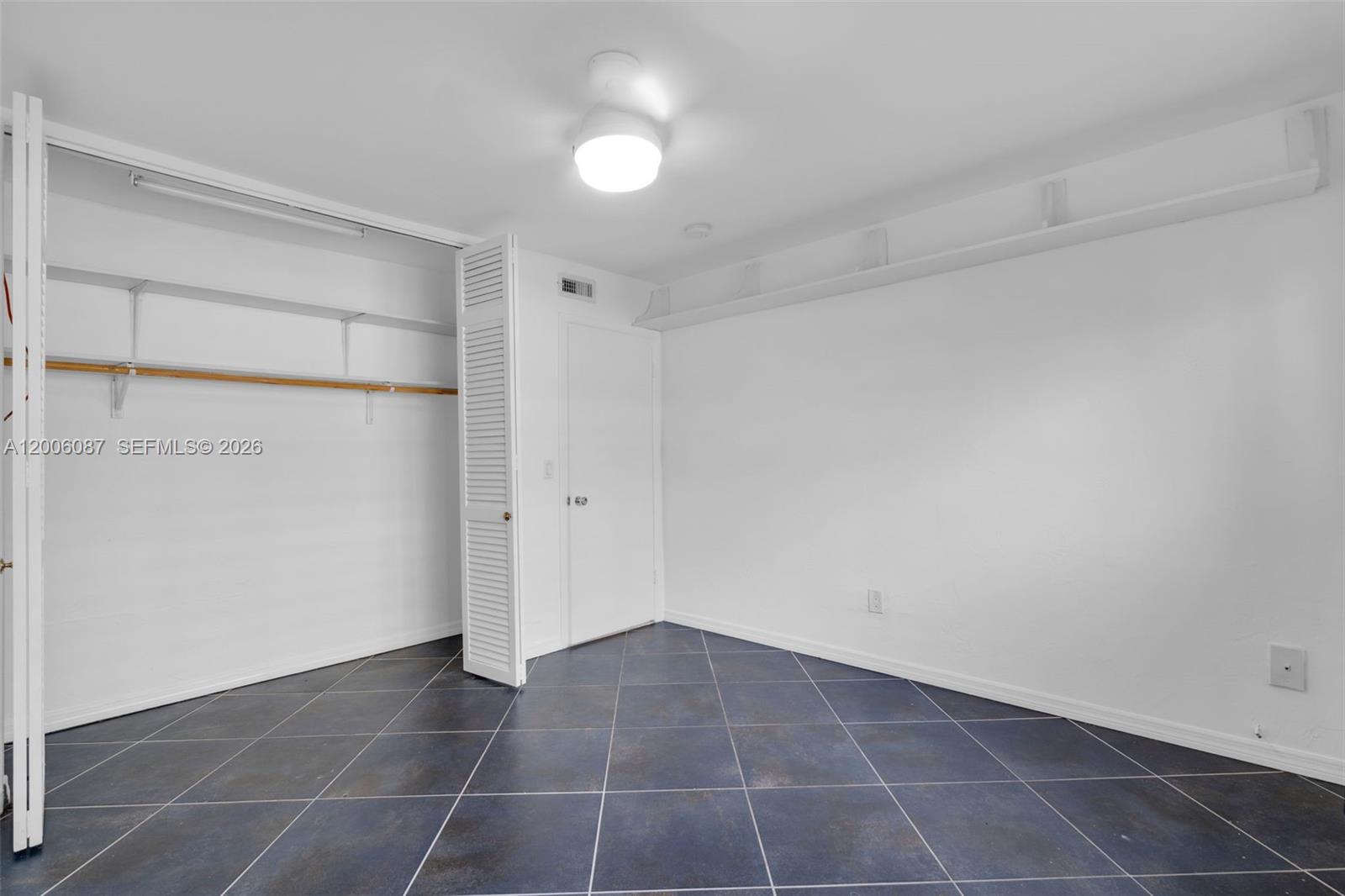 SANS SOUCI CONDO - Residential Lease