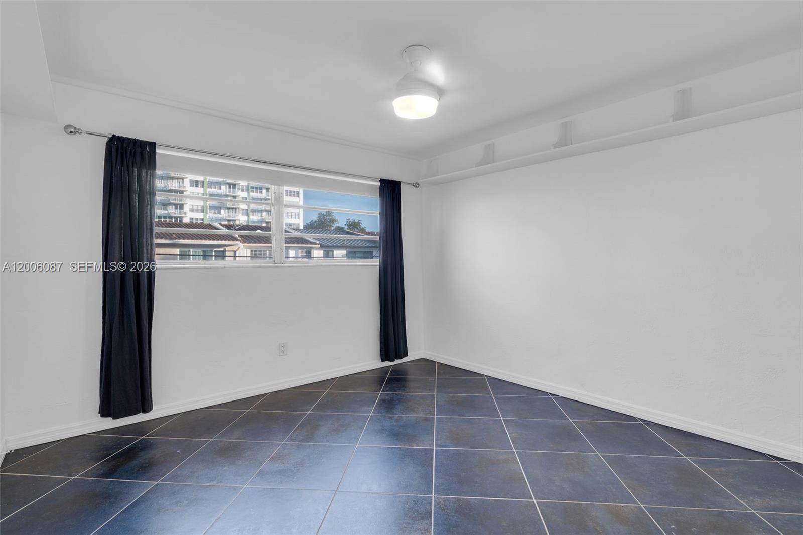 SANS SOUCI CONDO - Residential Lease