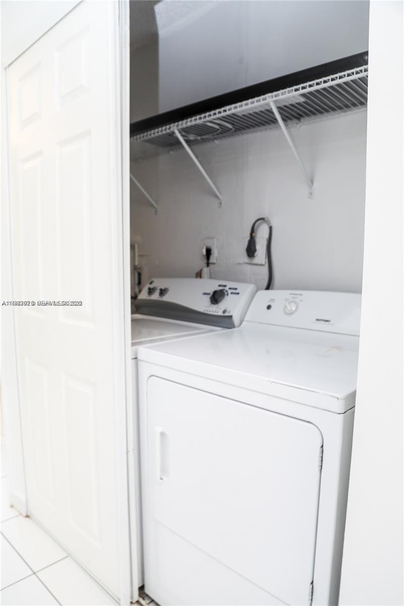 KENDALE WOODS NORTH CONDO - Residential