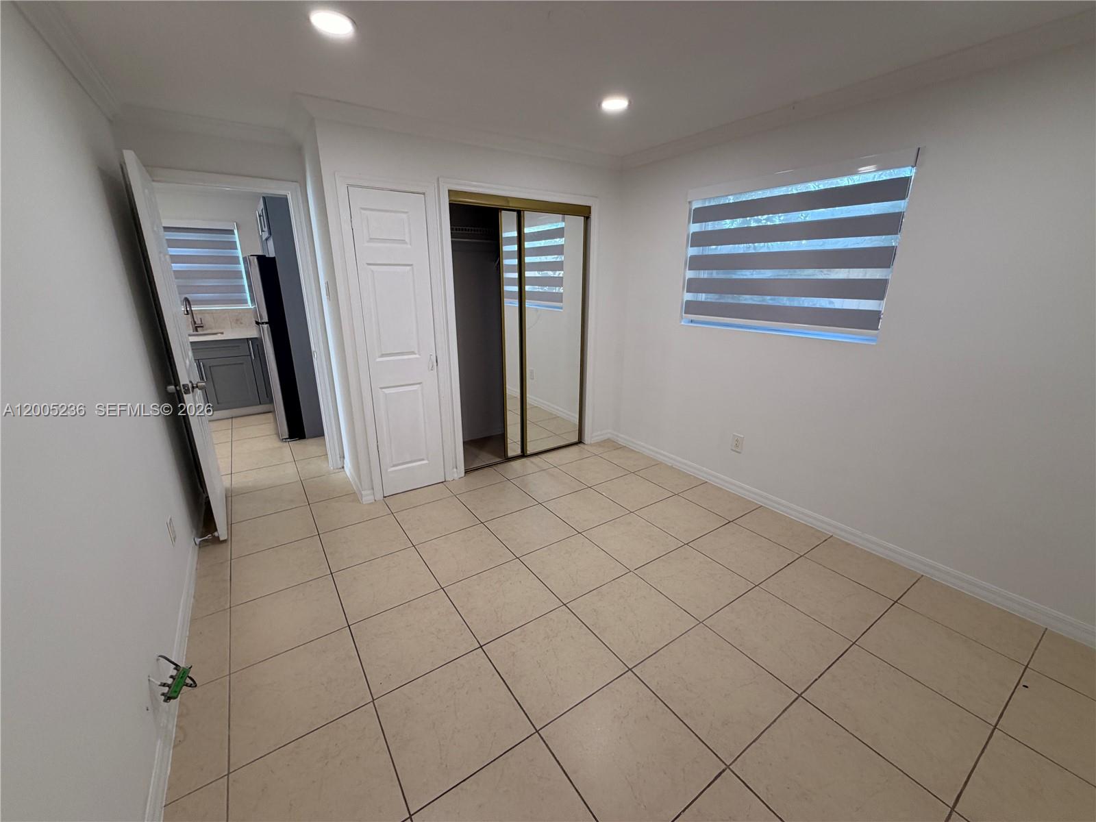 DRIFTWOOD ESTATES NO 2 - Residential Lease