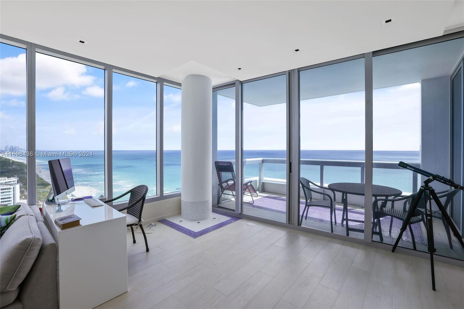 NORTH CARILLON BEACH COND - Residential