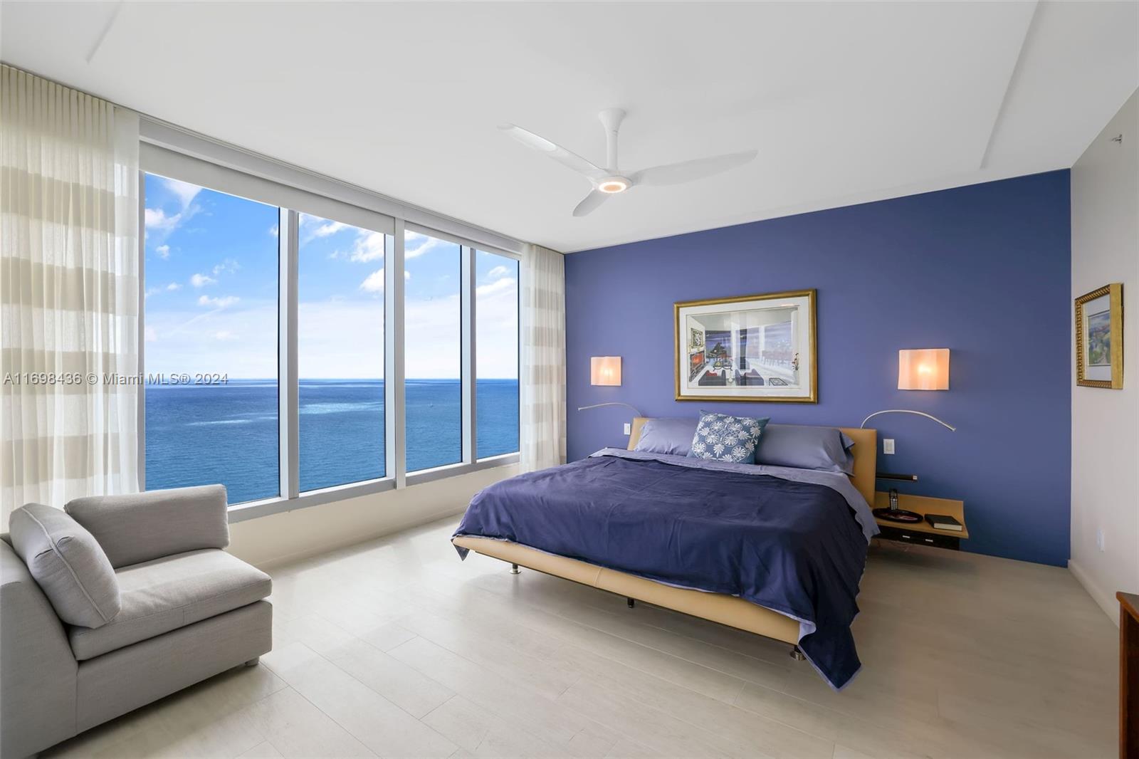 NORTH CARILLON BEACH COND - Residential