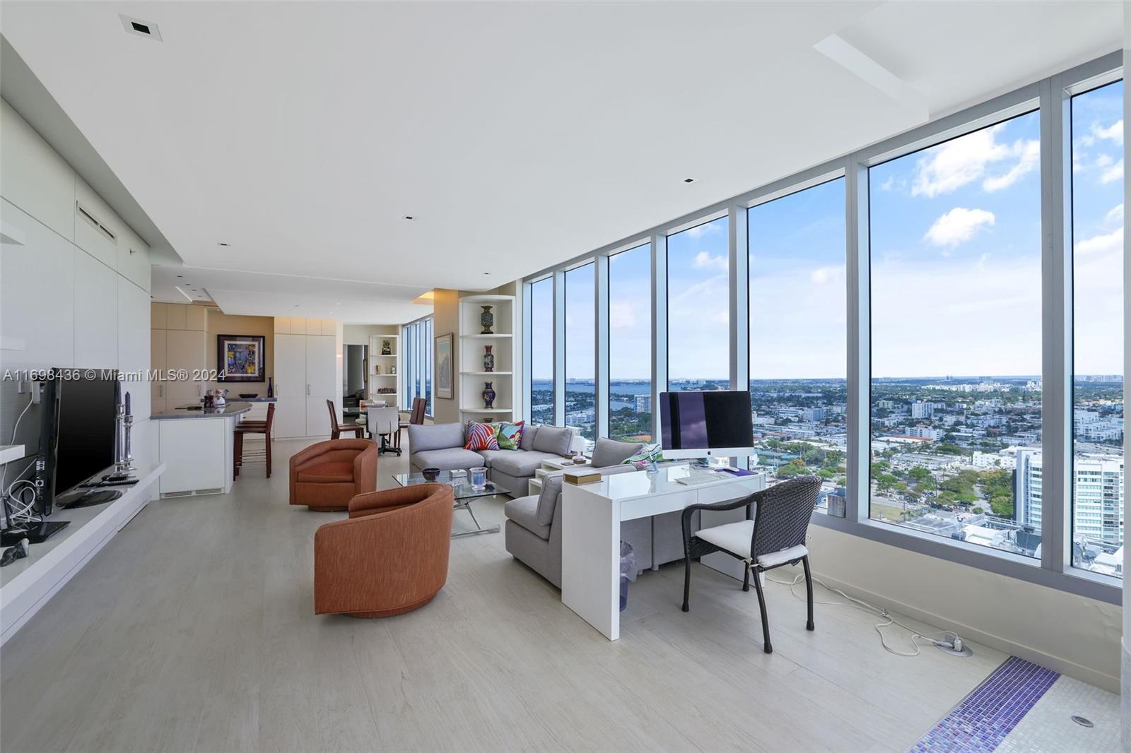 NORTH CARILLON BEACH COND - Residential