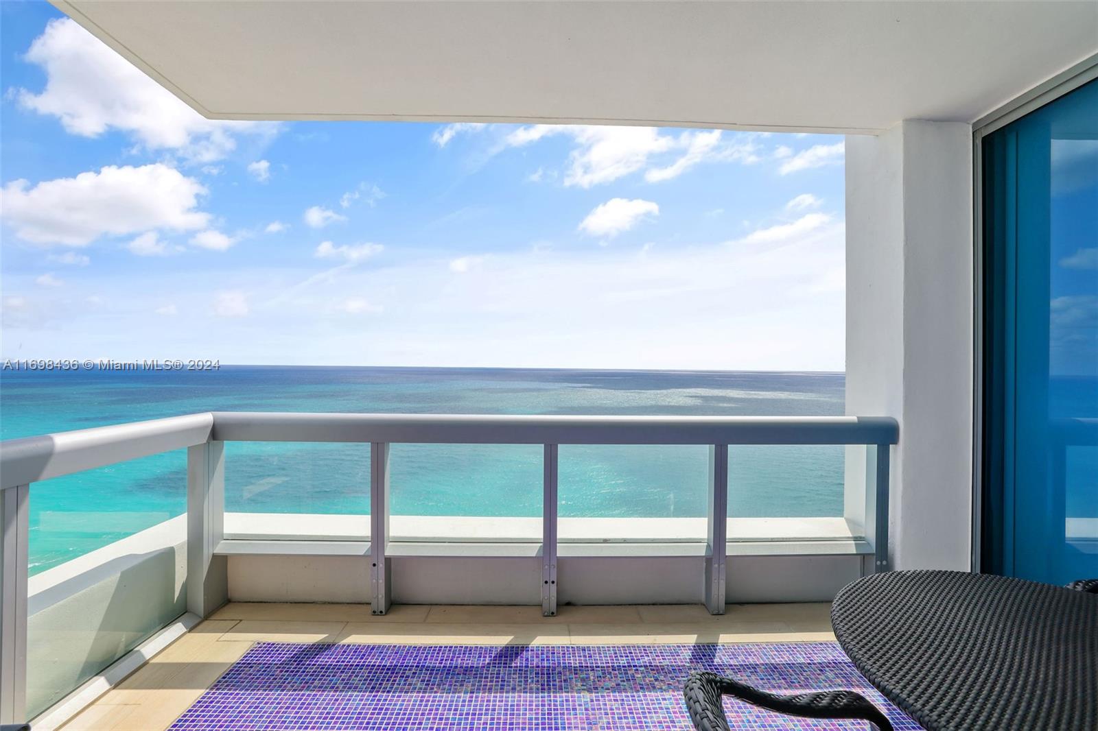 NORTH CARILLON BEACH COND - Residential