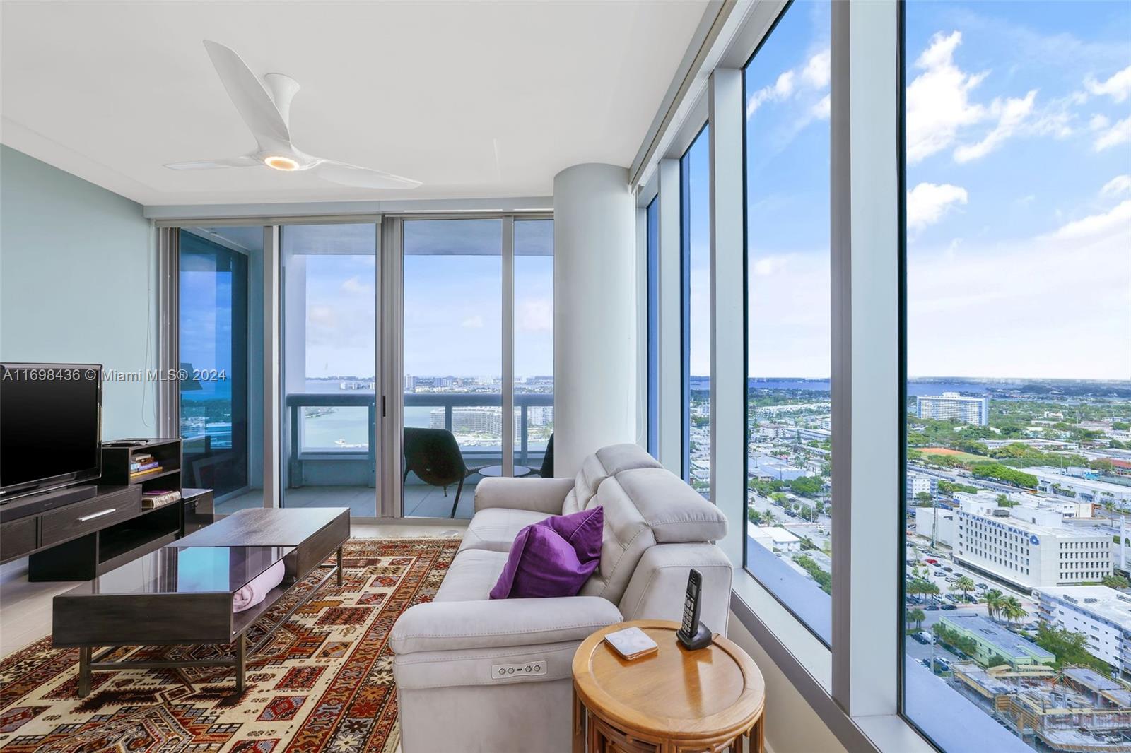 NORTH CARILLON BEACH COND - Residential