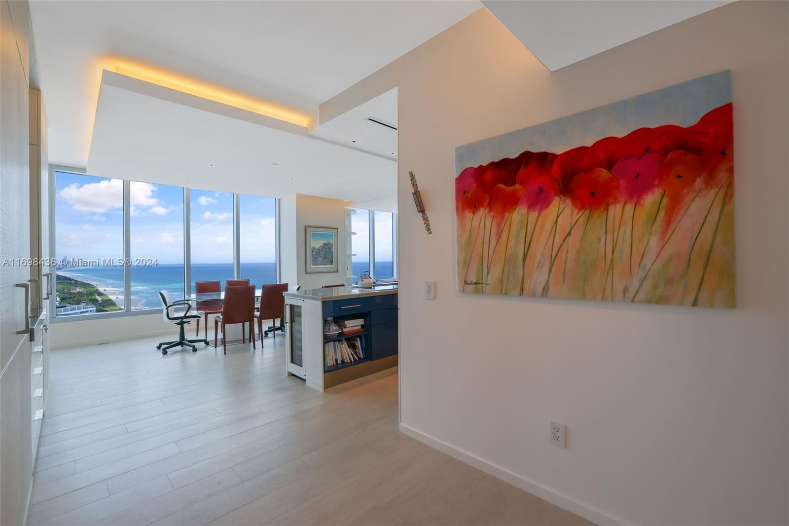 6899 Collins Ave 2804