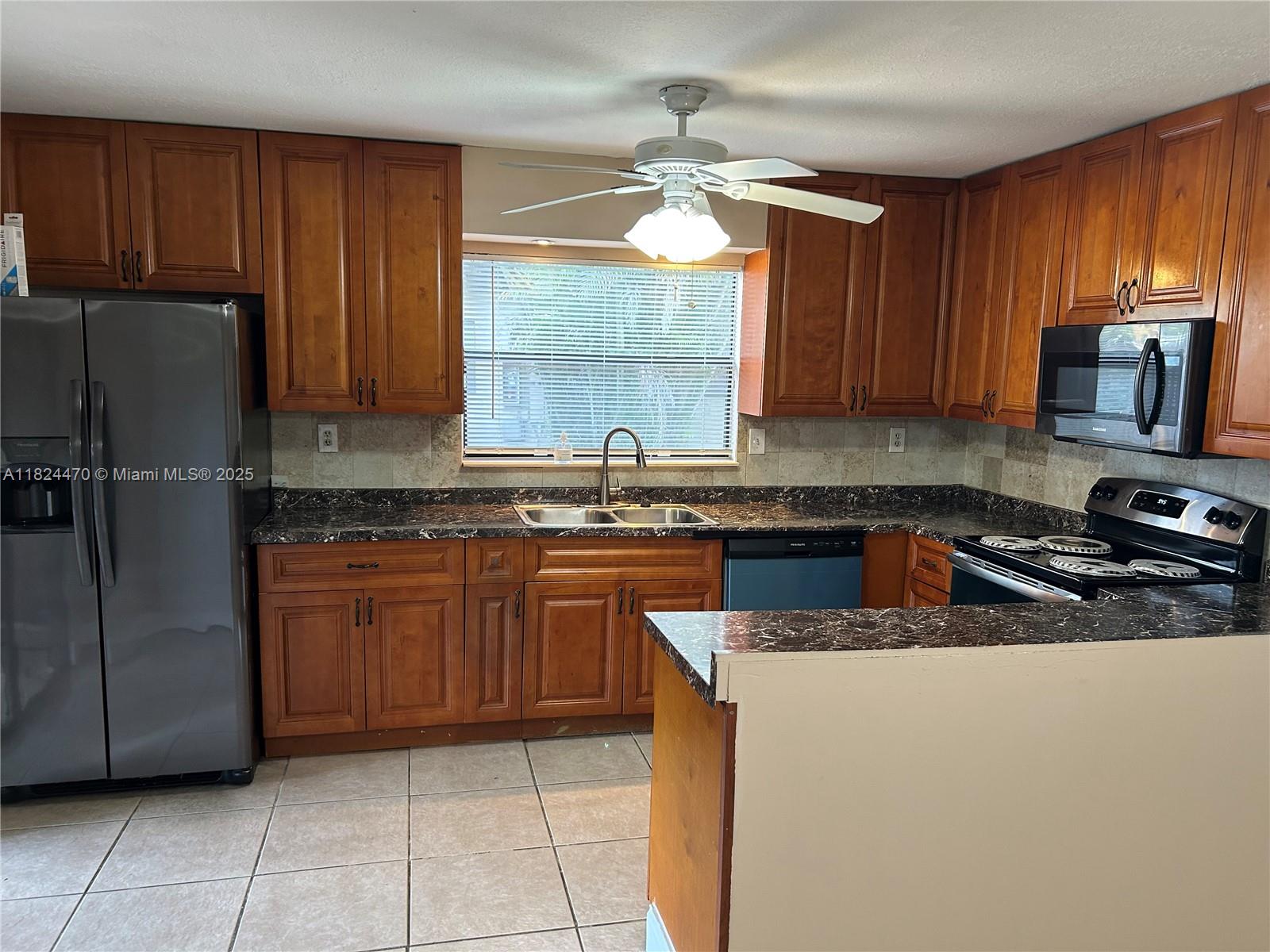 5818 Swordfish Ct D