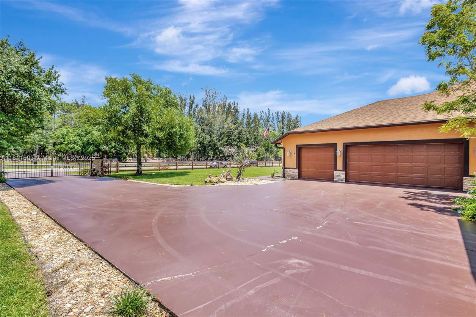 The Acreage - Residential