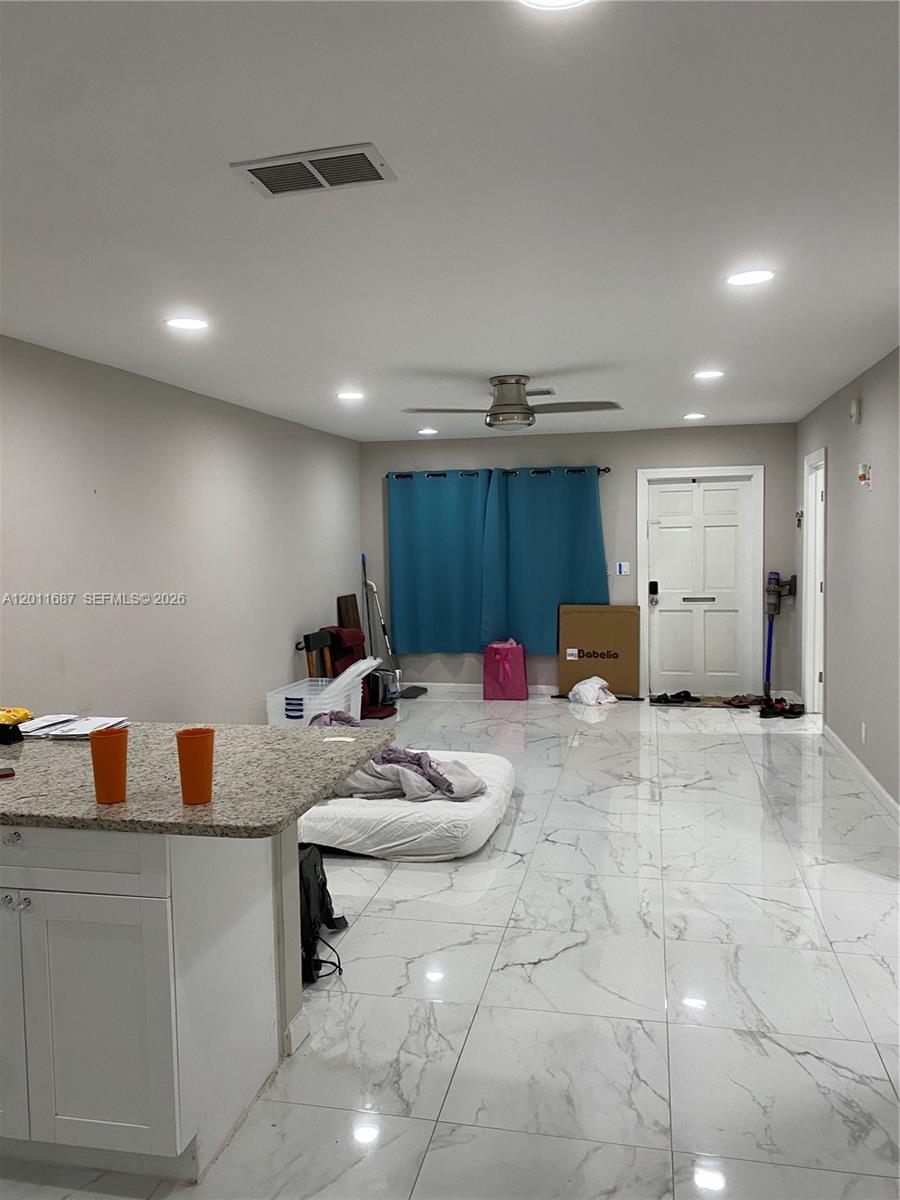 CORAL SPRINGS SUB NO 1 - Residential Lease