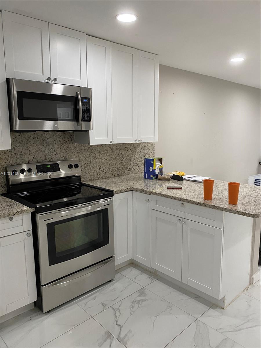 CORAL SPRINGS SUB NO 1 - Residential Lease