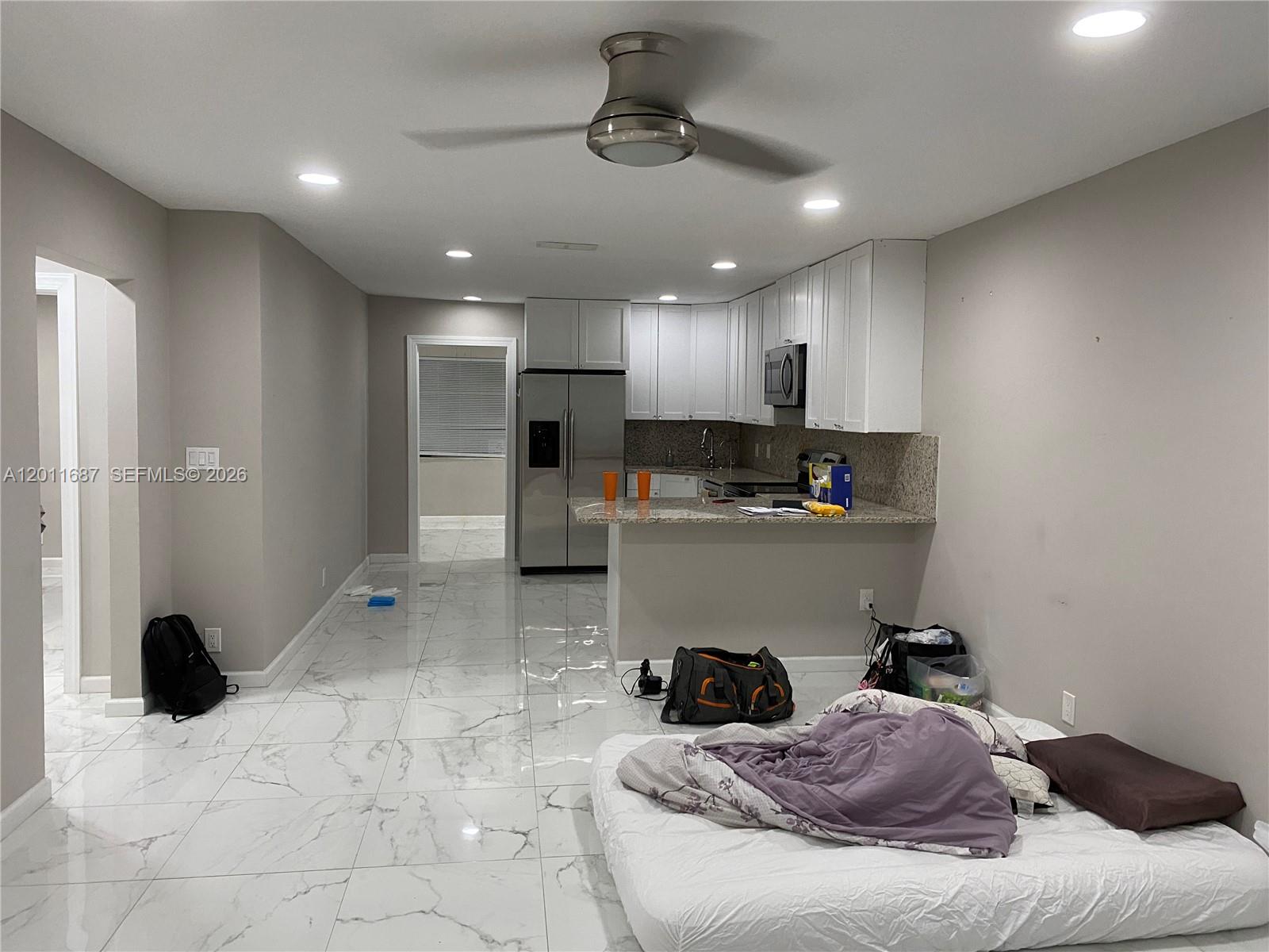 CORAL SPRINGS SUB NO 1 - Residential Lease