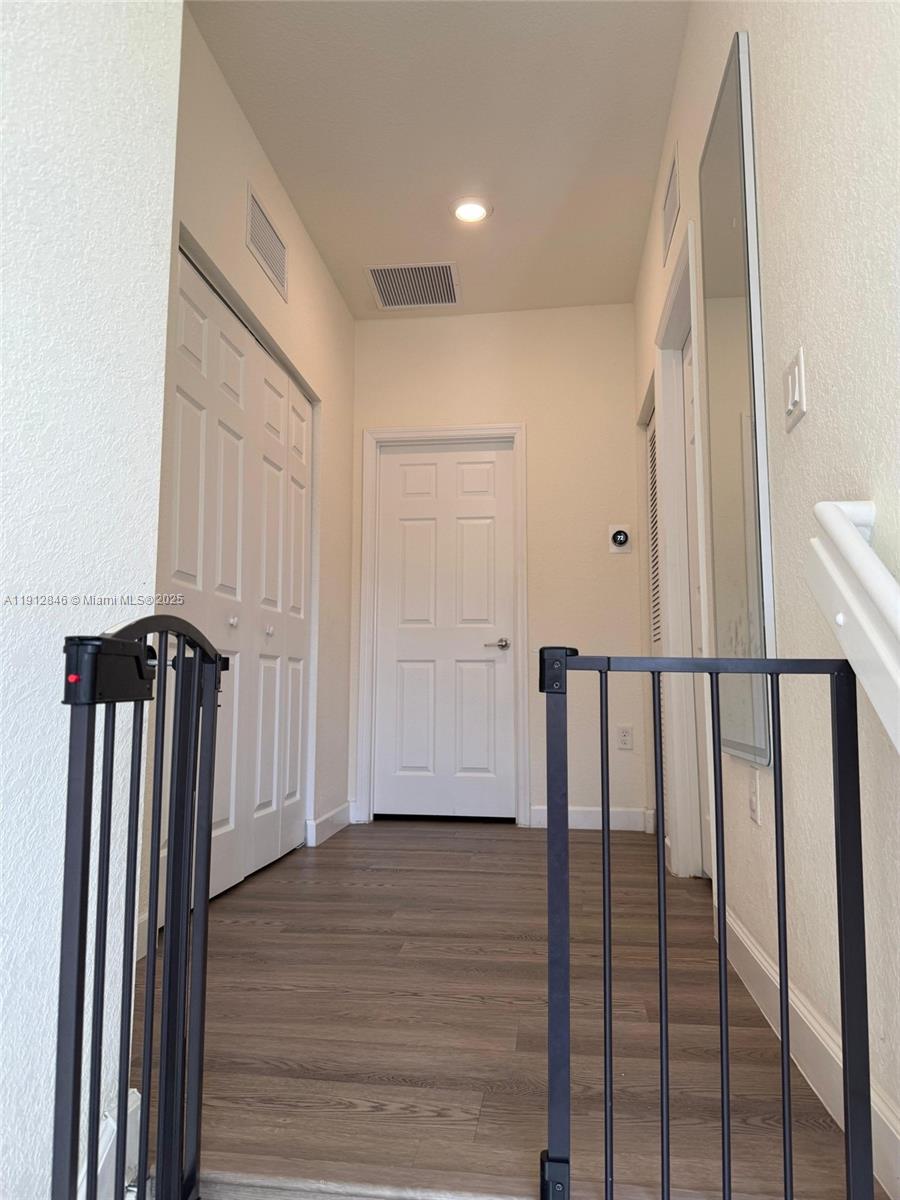 AQUABELLA SECTION ONE - Residential