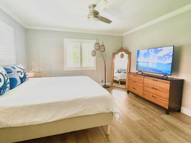 HOLLYWOOD LAKES SECTION - Residential