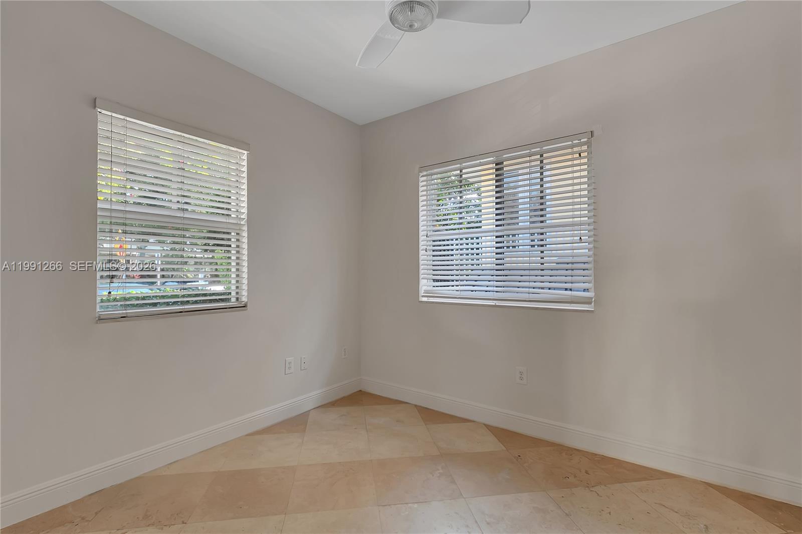 LENOX MANOR - Residential Lease