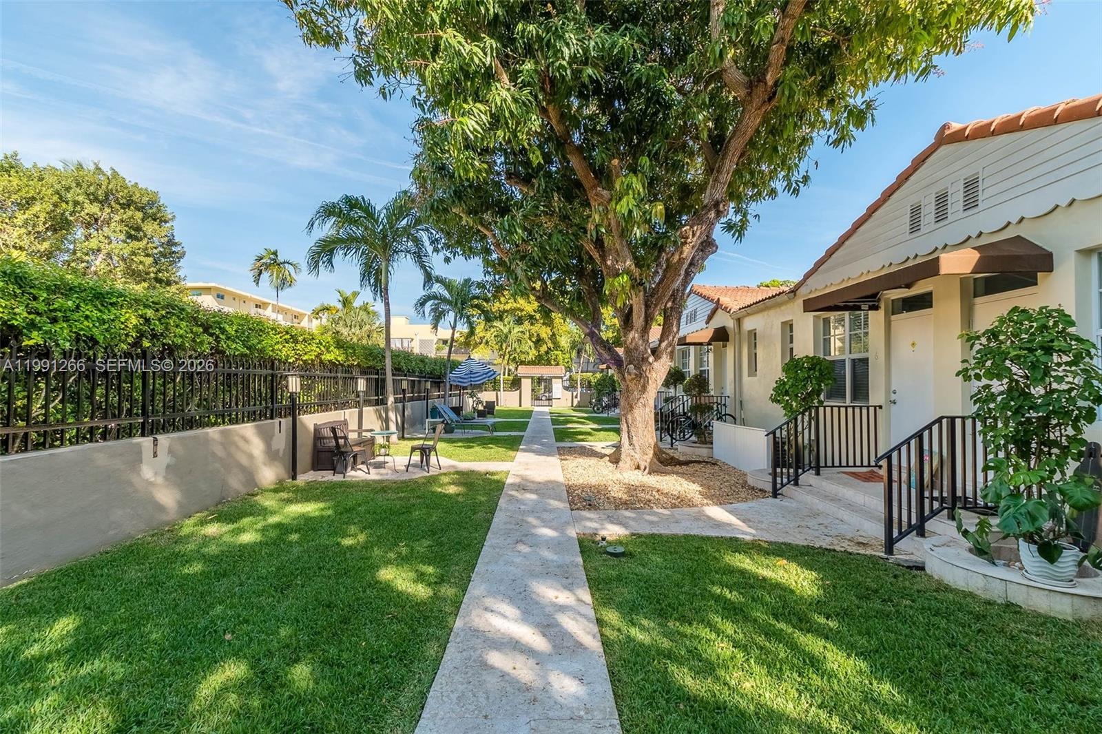 LENOX MANOR - Residential Lease