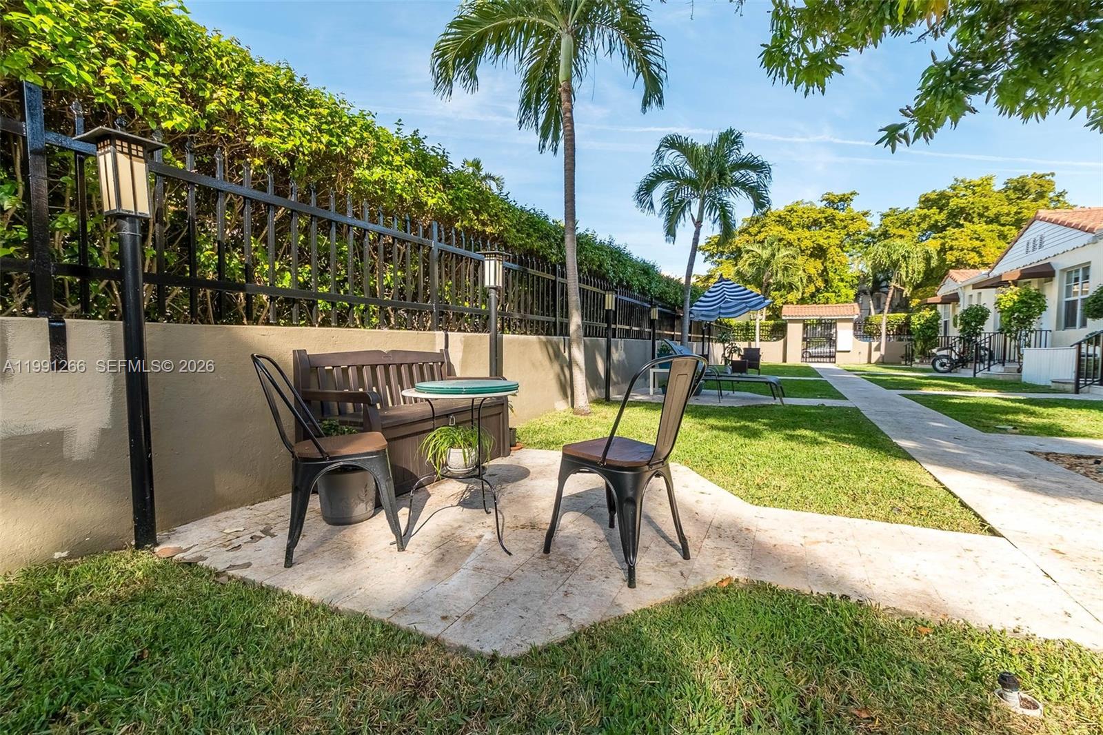 LENOX MANOR - Residential Lease