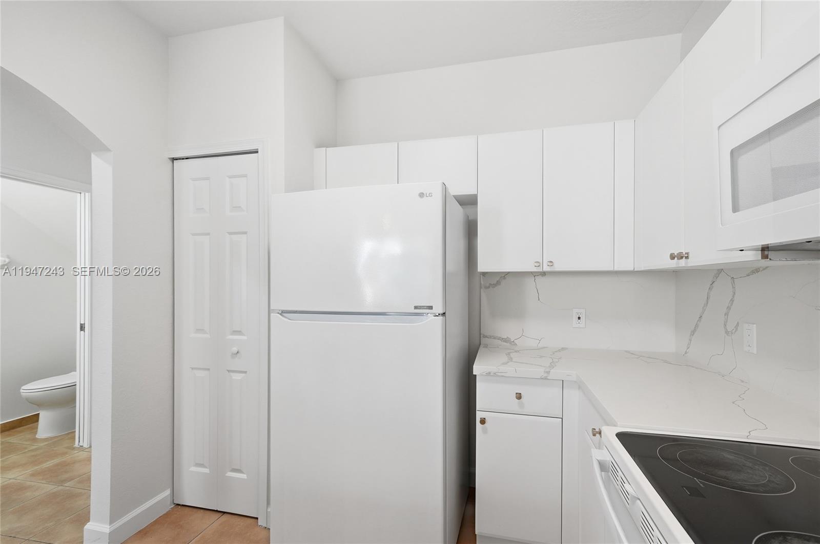 VILLAS AT NAUTICA ONE CON - Residential