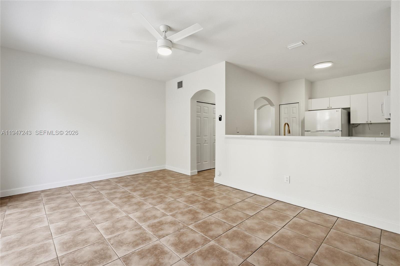 VILLAS AT NAUTICA ONE CON - Residential