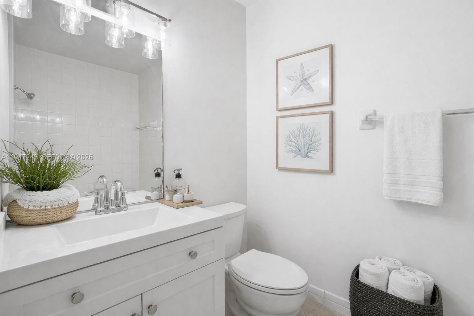 VILLAS AT NAUTICA ONE CON - Residential