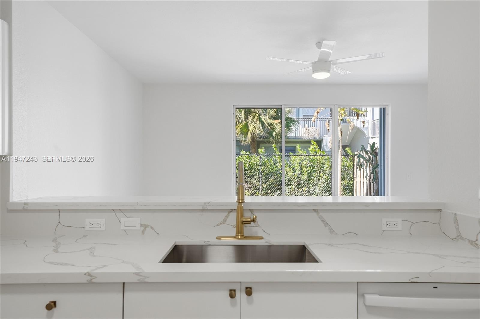 VILLAS AT NAUTICA ONE CON - Residential