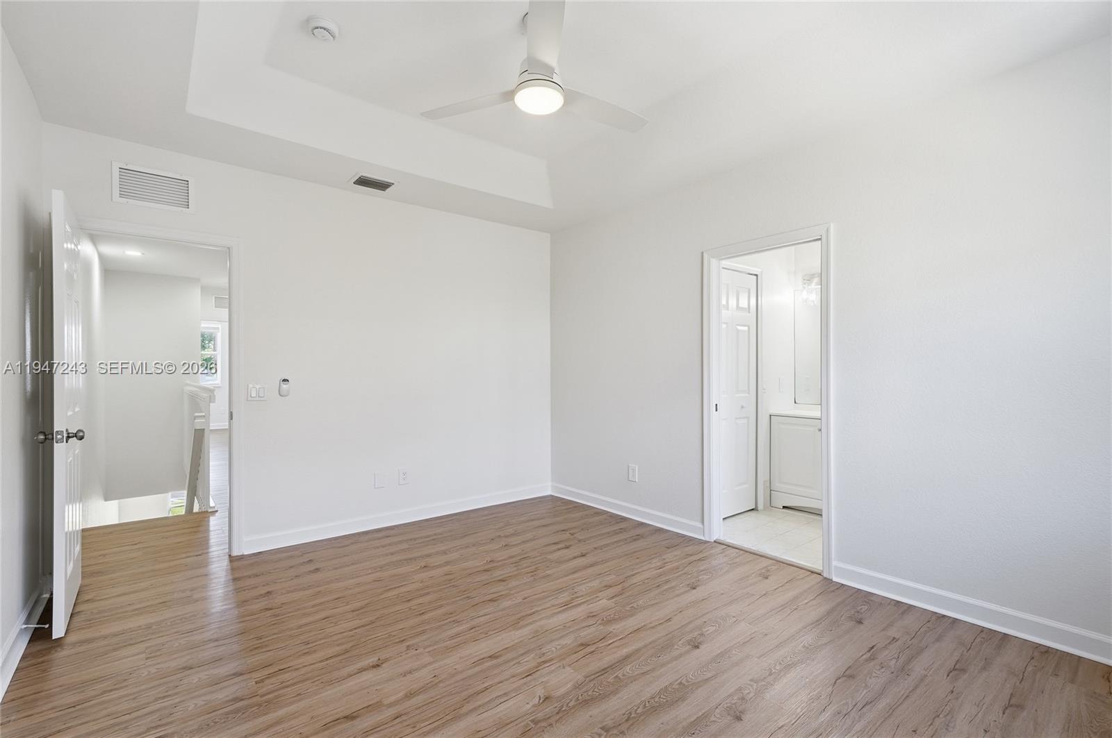 VILLAS AT NAUTICA ONE CON - Residential