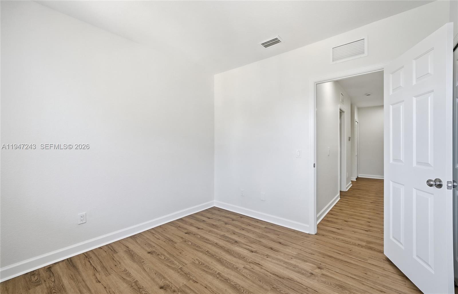 VILLAS AT NAUTICA ONE CON - Residential