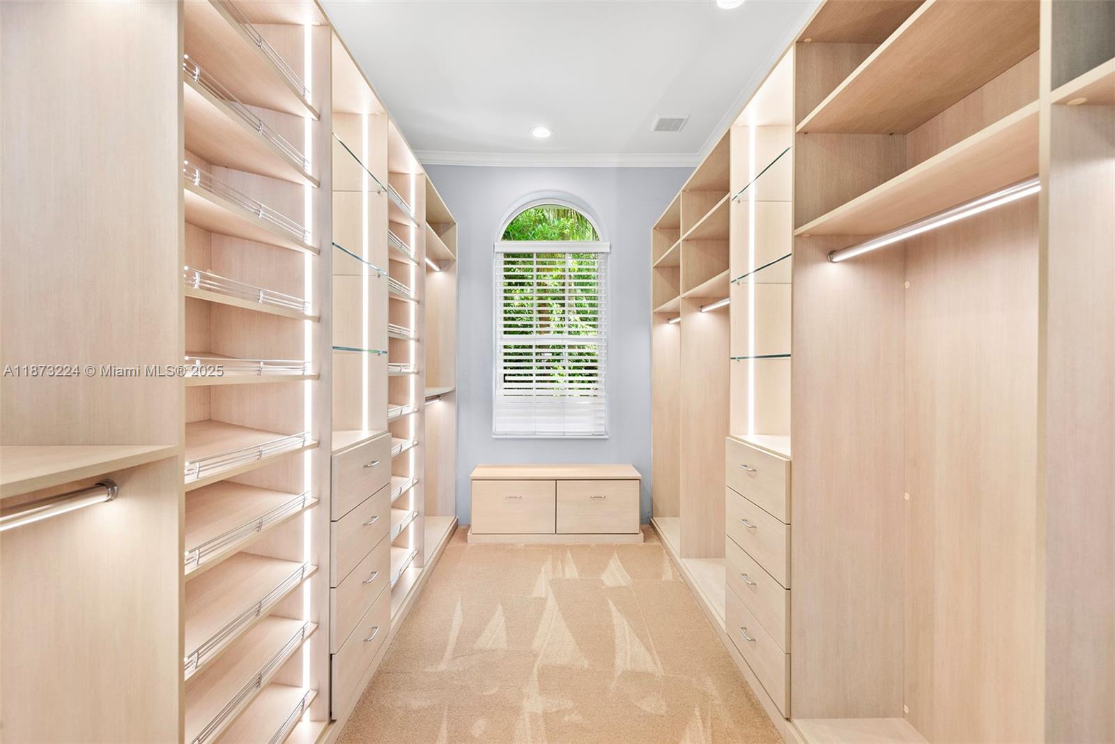 DI LIDO ISLAND - Residential Lease