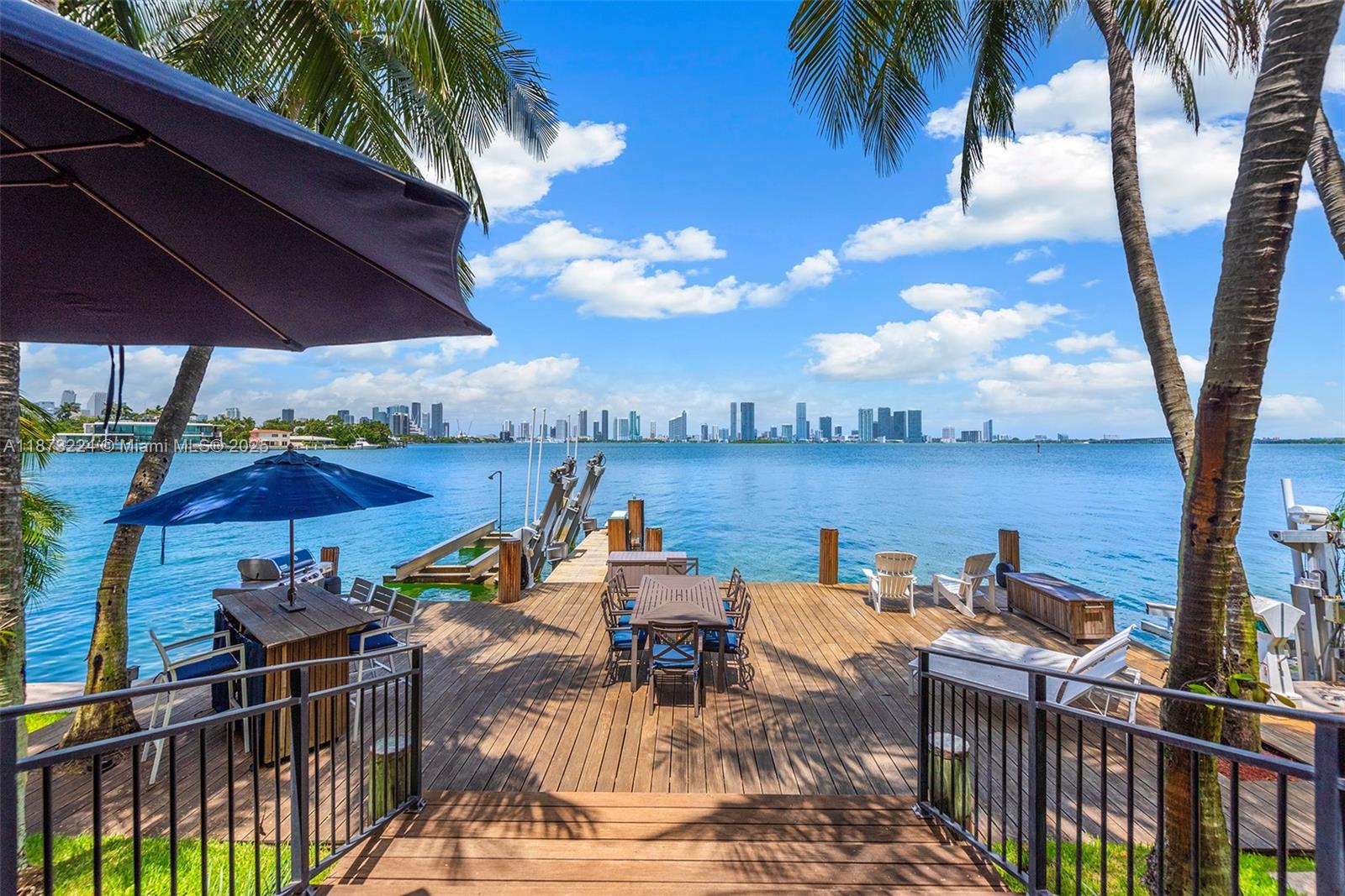 DI LIDO ISLAND - Residential Lease