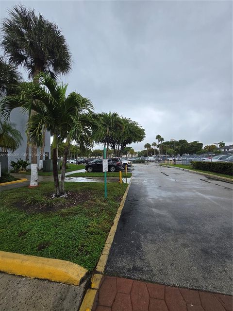 12219 SW 14th Ln 2110 Miami FL 33184