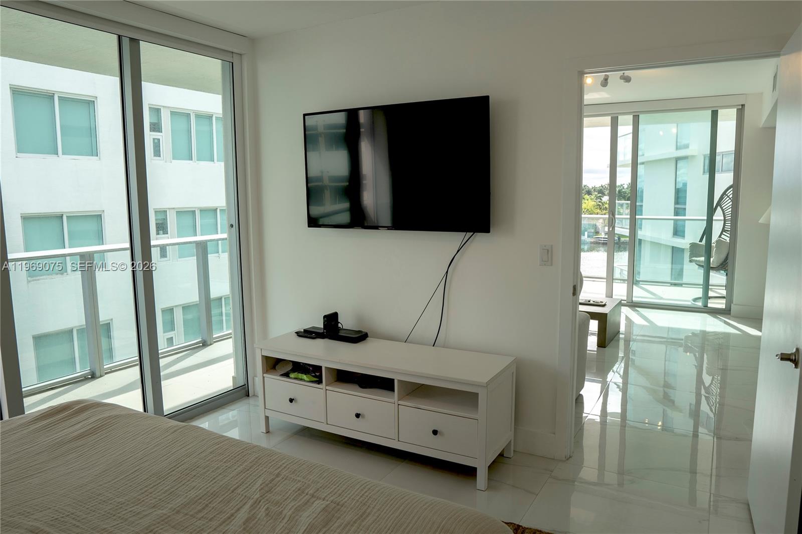 AMD PL OF 2ND OCEAN FRONT - Residential Lease