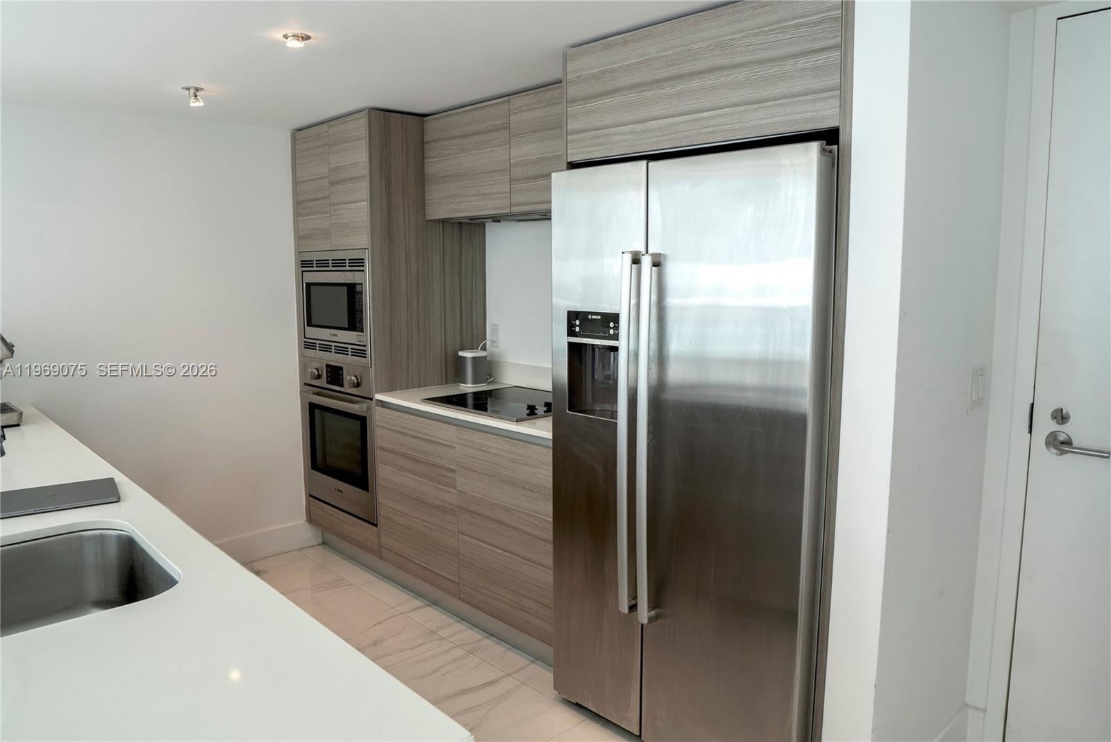 AMD PL OF 2ND OCEAN FRONT - Residential Lease