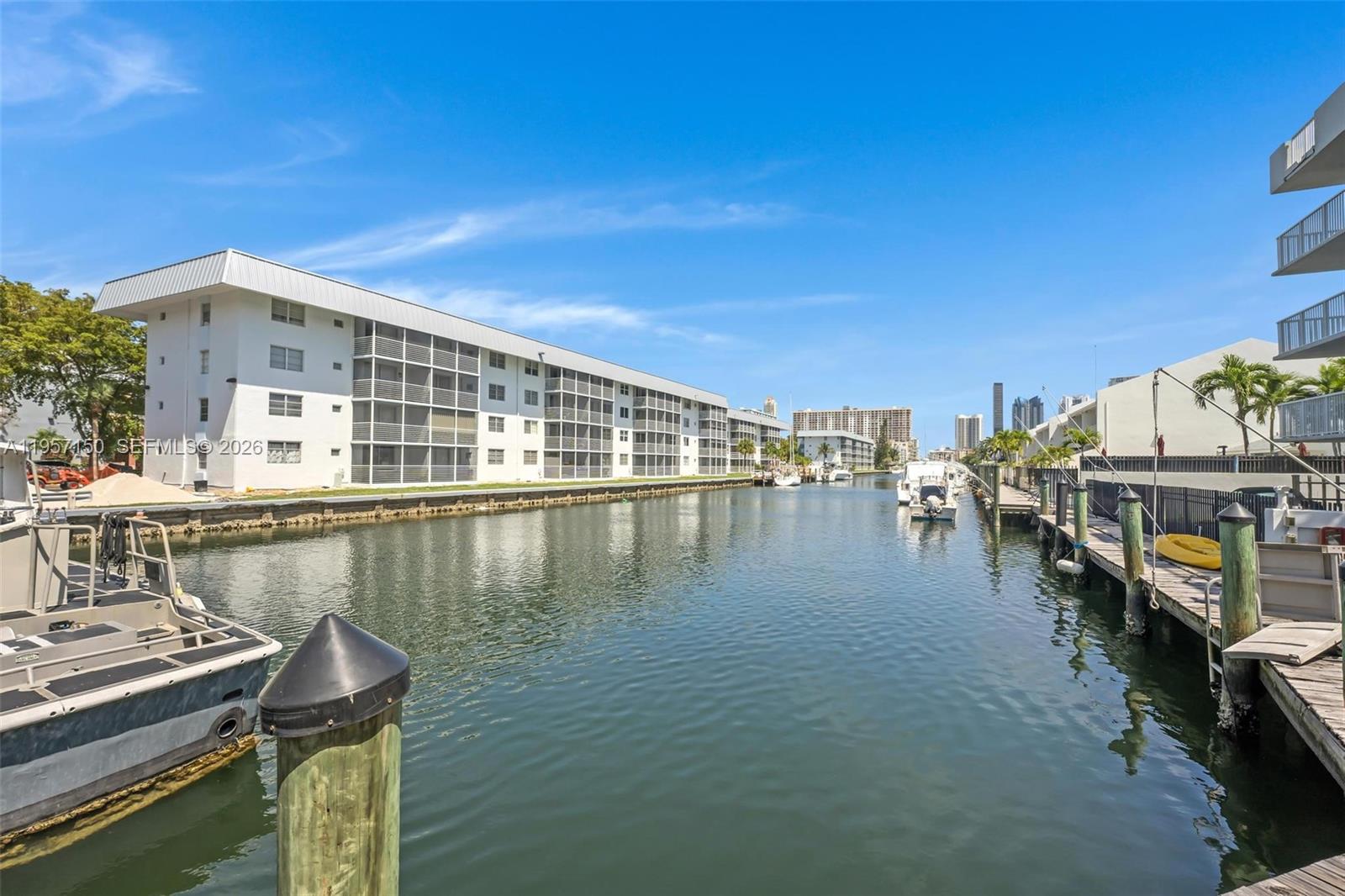 SUNSHORES CONDO - Residential