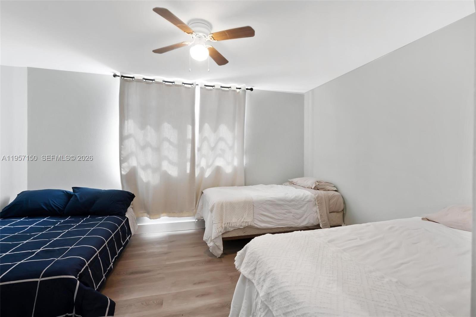 SUNSHORES CONDO - Residential