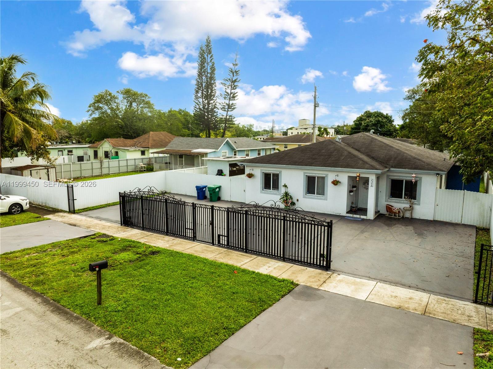 AVOCADO PARK - Residential