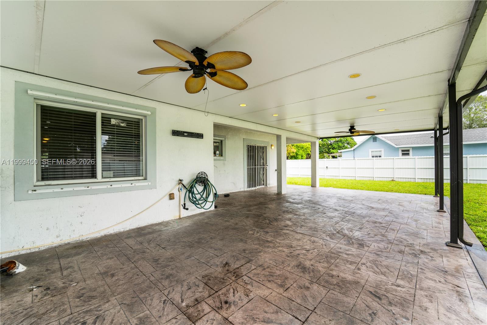 AVOCADO PARK - Residential