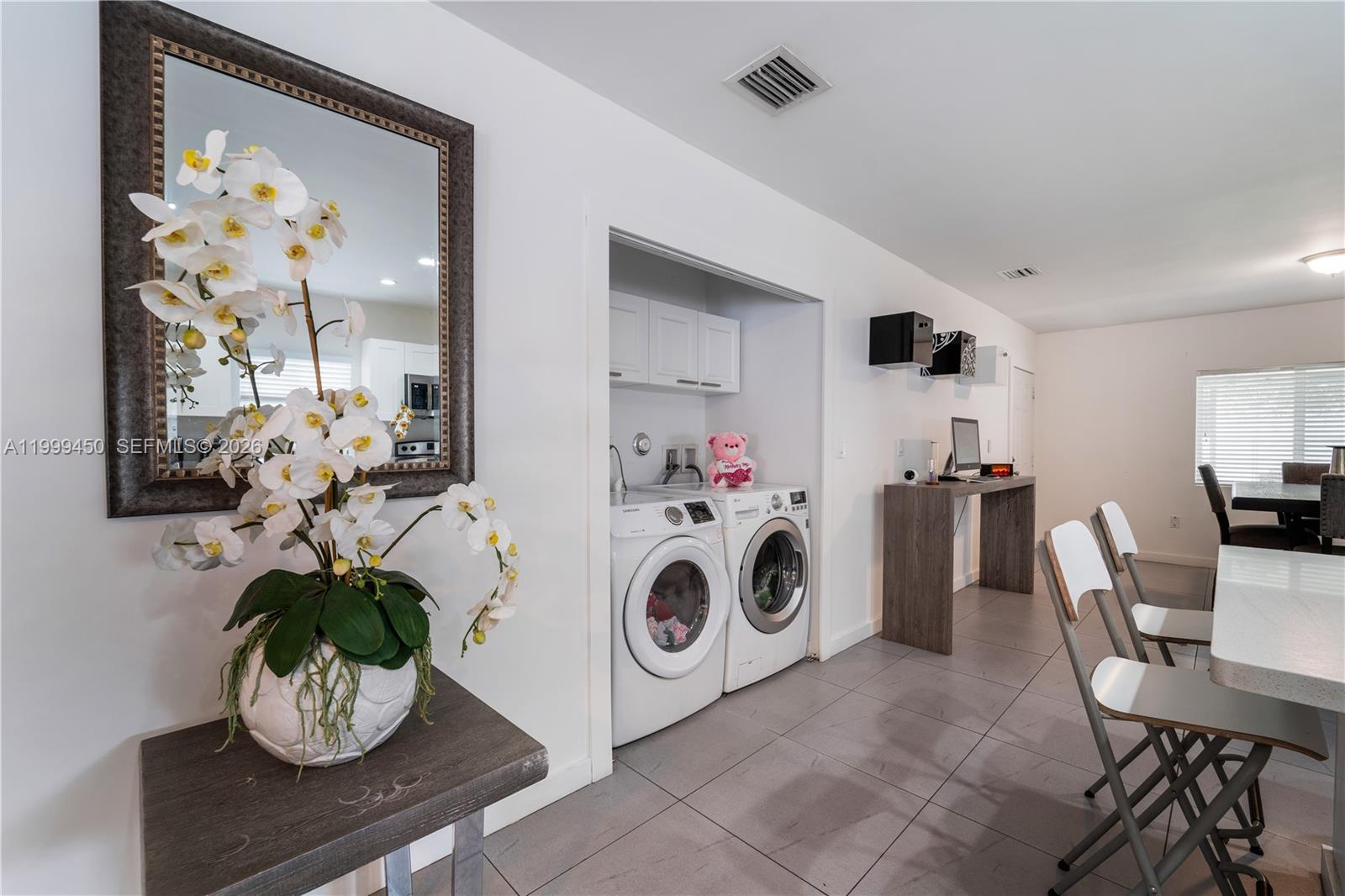 AVOCADO PARK - Residential