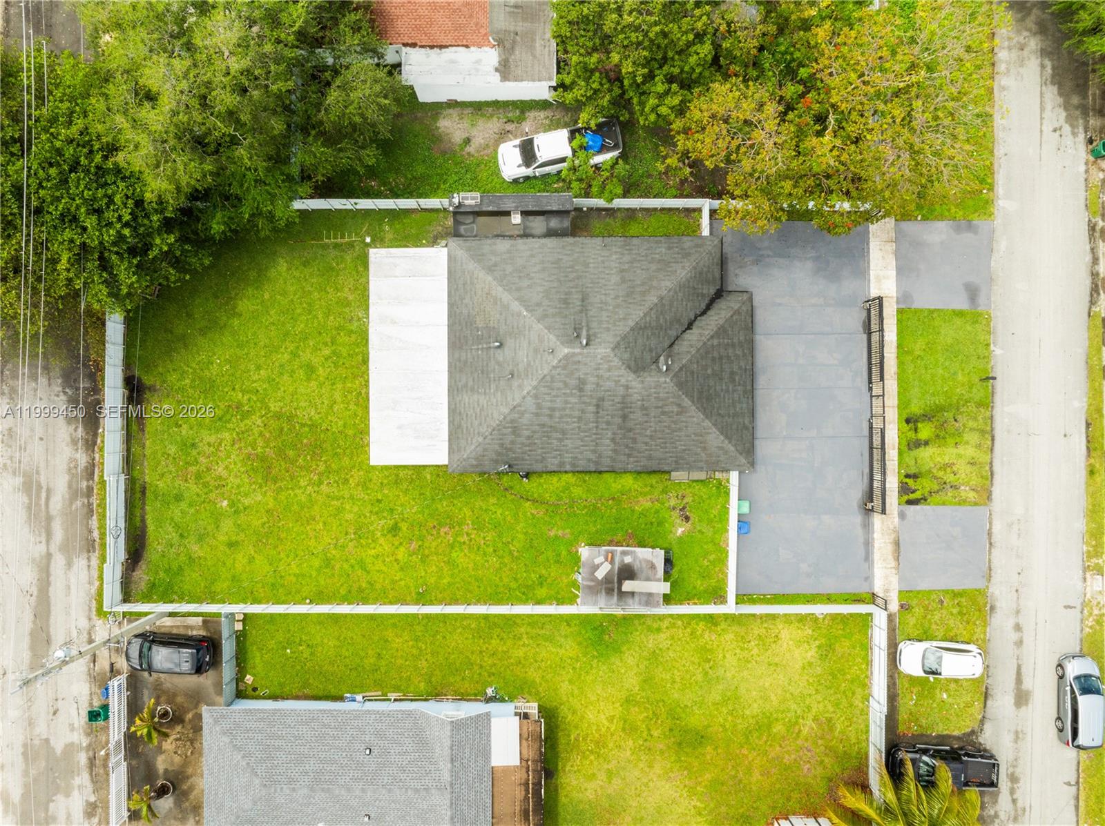 AVOCADO PARK - Residential