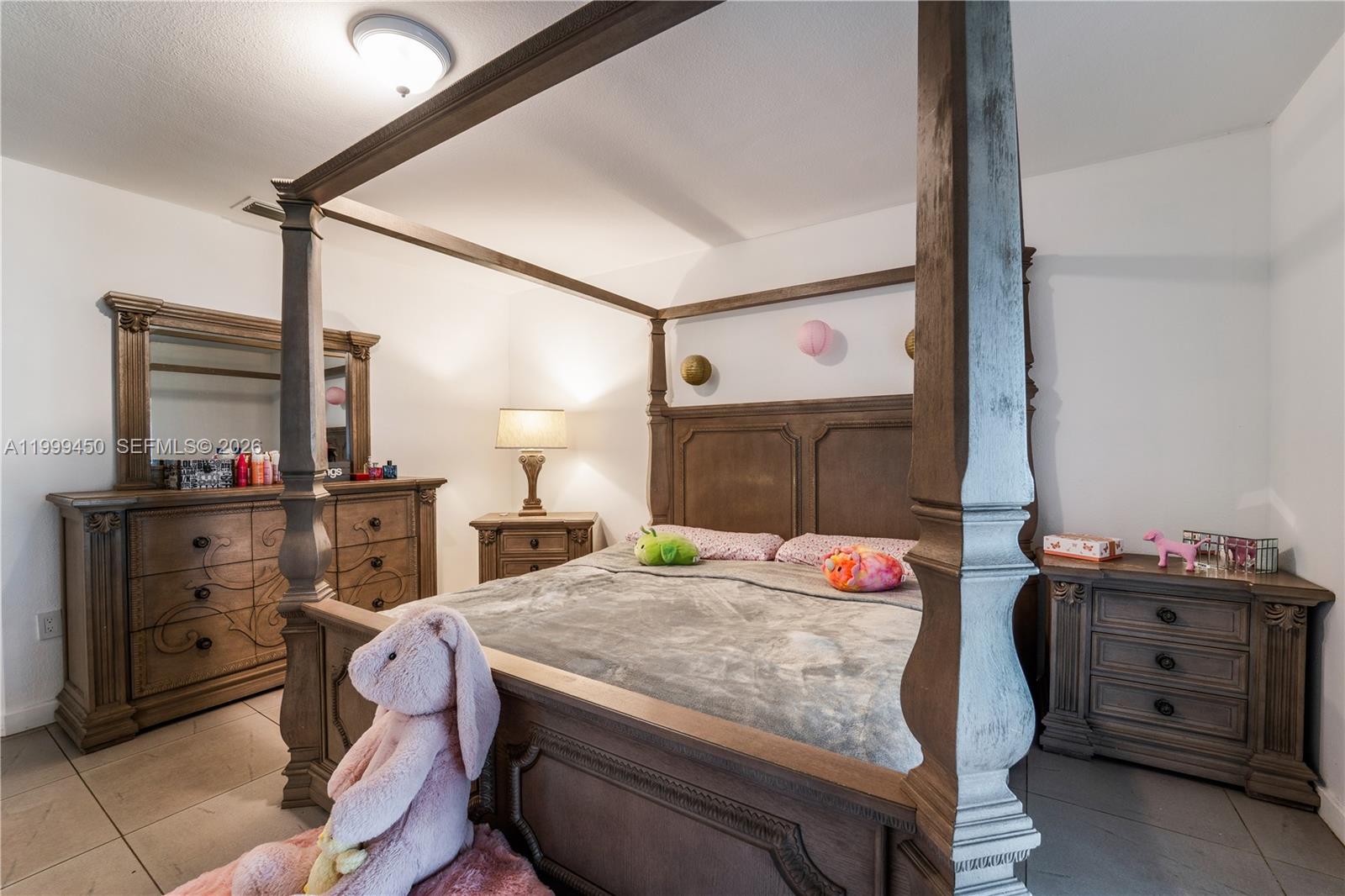 AVOCADO PARK - Residential