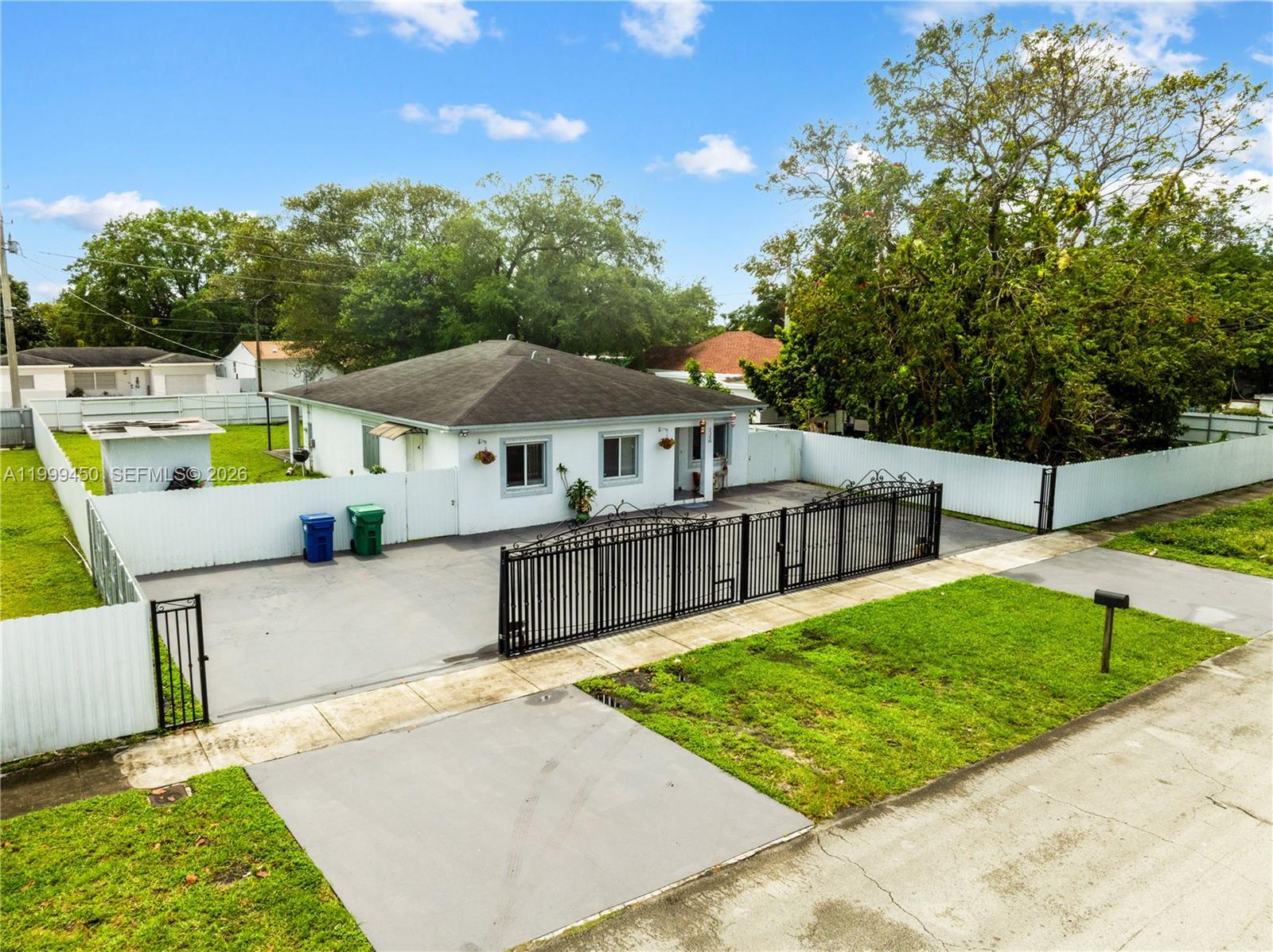 AVOCADO PARK - Residential