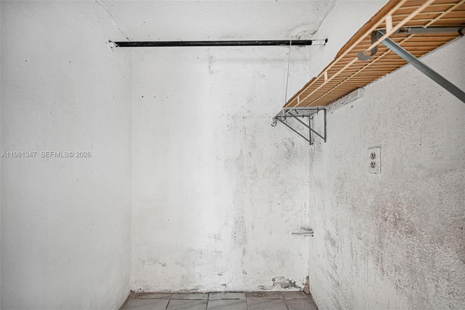 KAYS GROVE - Residential